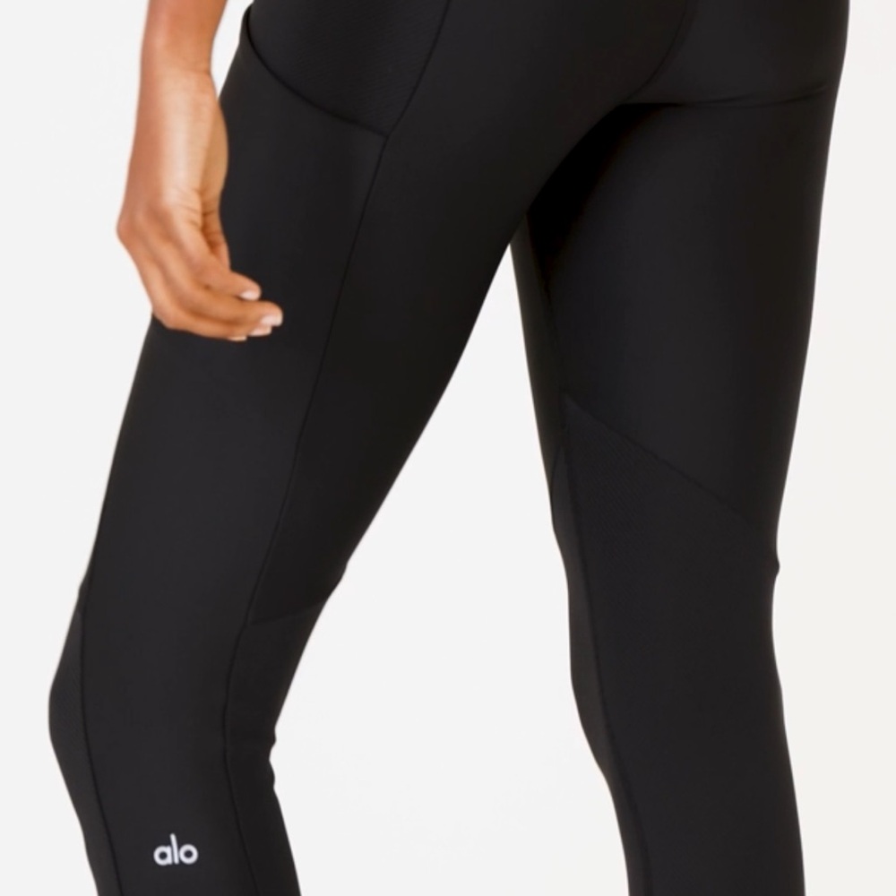 ALO Yoga Black High-Waist Leggings - Picture 6 of 6